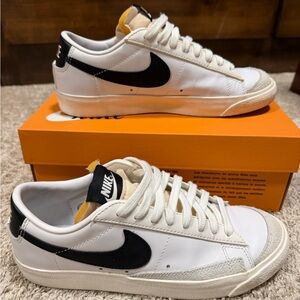 Nike Women’s Blazer Low 77 Sneakers